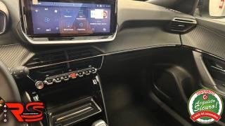 PEUGEOT 2008 usata, con Sedile posteriore sdoppiato