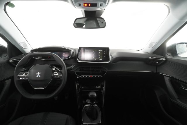PEUGEOT 2008 usata 10