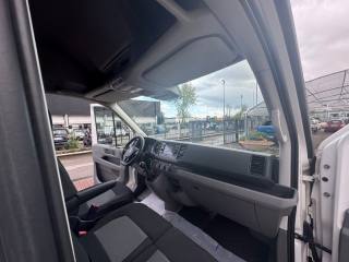 VOLKSWAGEN Crafter usata, con Supporto lombare