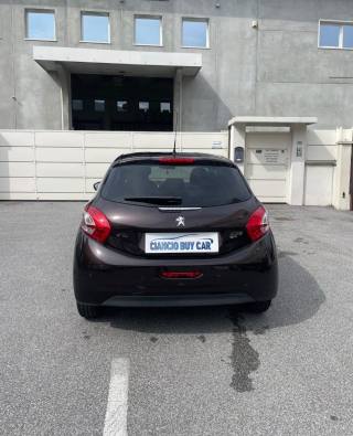 PEUGEOT 208 usata, con Airbag laterali