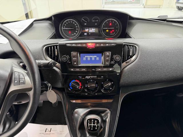 LANCIA Ypsilon usata, con Volante multifunzione