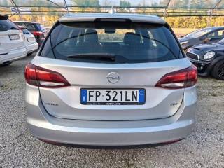 OPEL Astra usata, con Autoradio