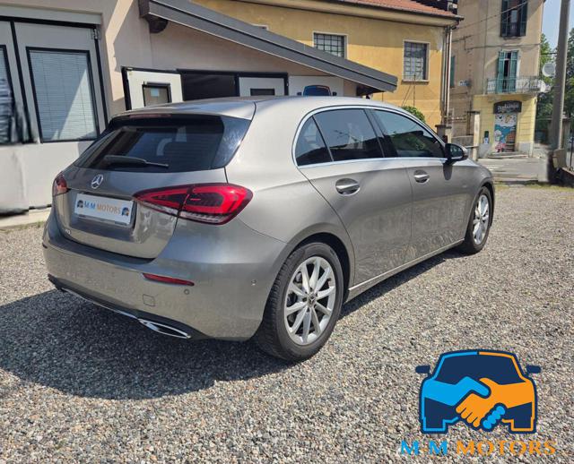 MERCEDES-BENZ A 180 usata, con Alzacristalli elettrici