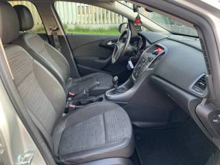 OPEL Astra usata, con Cruise Control