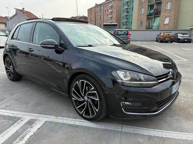 VOLKSWAGEN Golf usata, con Autoradio