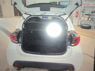 TOYOTA Yaris usata, con Autoradio