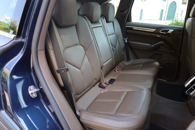 PORSCHE Cayenne usata 86