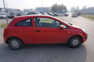 OPEL Corsa usata, con Airbag laterali