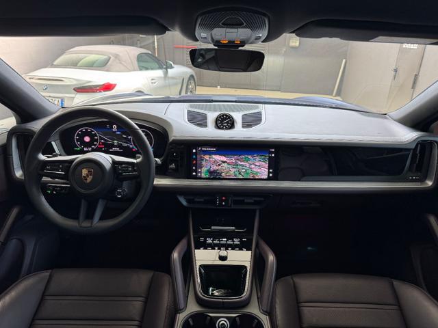 PORSCHE Cayenne usata, con Autoradio