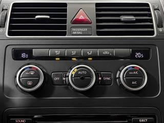 VOLKSWAGEN Touran usata, con Airbag testa