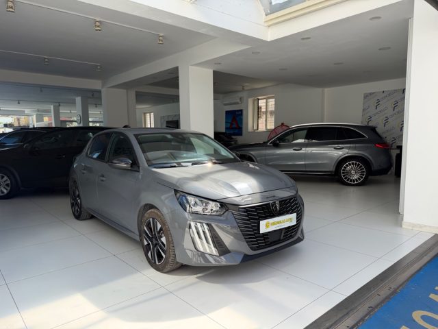 PEUGEOT 208 usata, con Autoradio