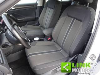 VOLKSWAGEN T-Roc usata, con Autoradio