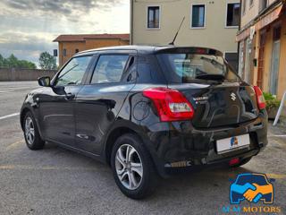 SUZUKI Swift usata, con Autoradio