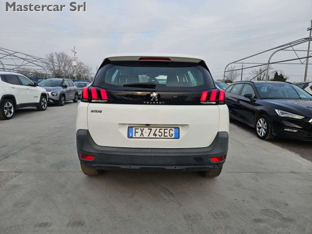 PEUGEOT 5008 usata, con Airbag Passeggero