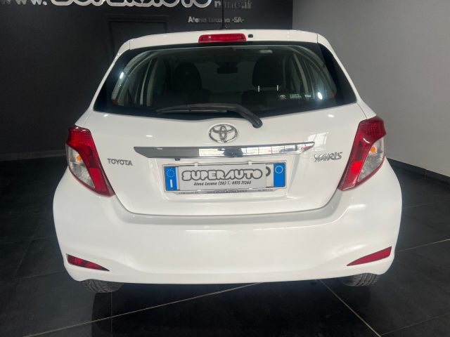TOYOTA Yaris usata, con Alzacristalli elettrici