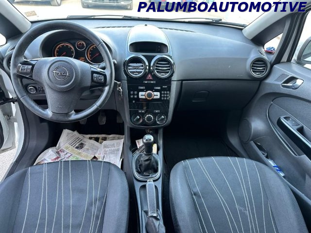 OPEL Corsa usata, con Climatizzatore