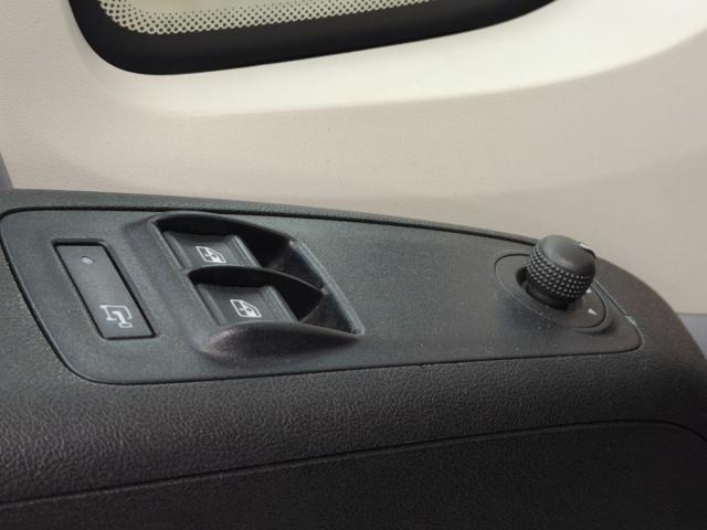 PEUGEOT Boxer usata, con Park Distance Control