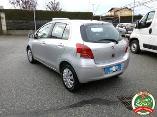 TOYOTA Yaris usata, con Airbag laterali