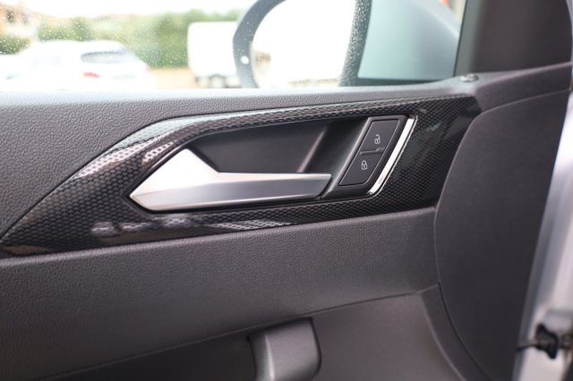 VOLKSWAGEN Taigo usata 81