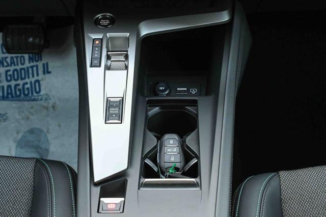 PEUGEOT 308 usata, con USB