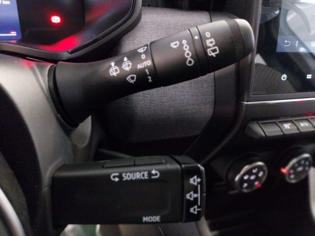 RENAULT Clio usata, con Fari LED