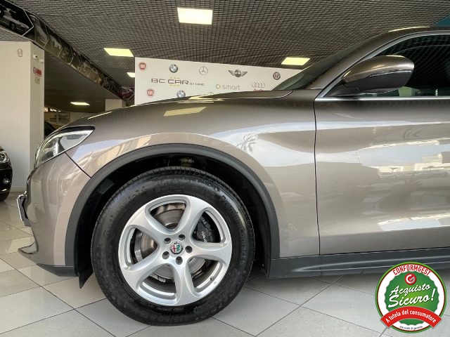 ALFA ROMEO Stelvio usata, con Bracciolo