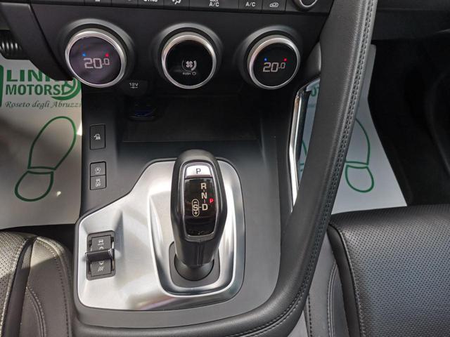 JAGUAR E-Pace usata, con Park Distance Control