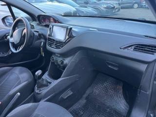 PEUGEOT 208 usata, con ESP