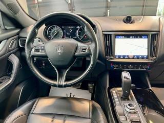 MASERATI Levante usata, con USB