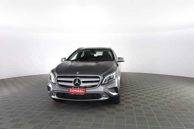 MERCEDES-BENZ CLA usata 0