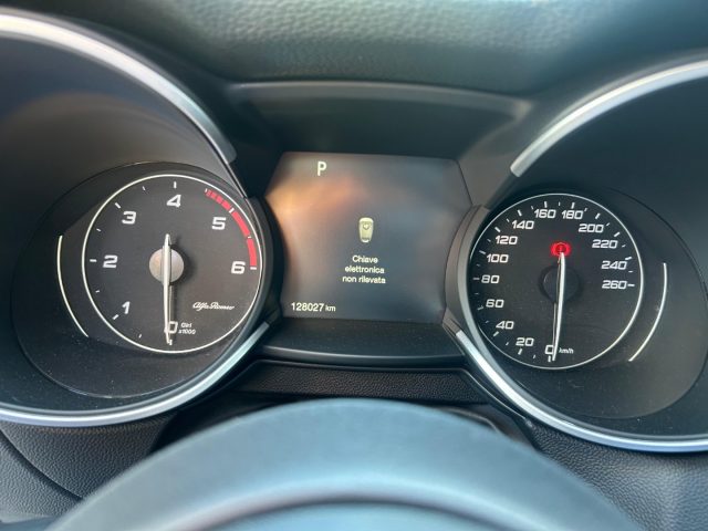ALFA ROMEO Stelvio usata, con Chiusura centralizzata