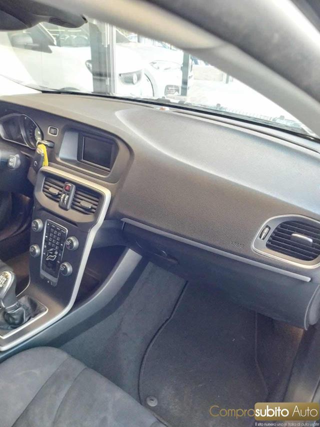 VOLVO V40 usata, con Sedile posteriore sdoppiato