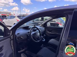 LANCIA Ypsilon usata, con ESP