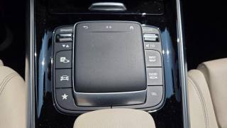 MERCEDES-BENZ GLA 250 usata, con Luci diurne LED