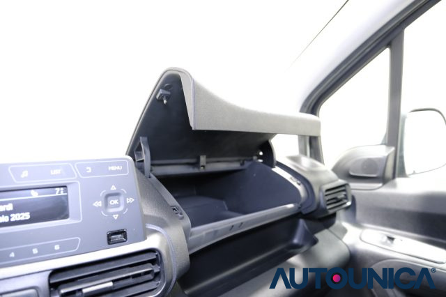 OPEL Combo Life usata, con Airbag testa