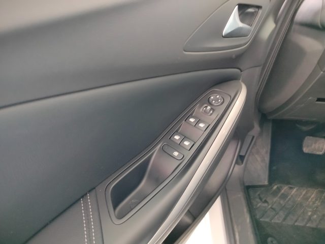 OPEL Grandland usata, con Airbag testa