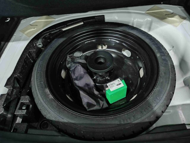 SKODA Karoq usata, con Frenata d