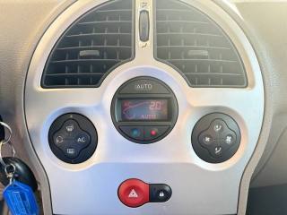 RENAULT Modus usata, con Pneumatici quattro stagioni