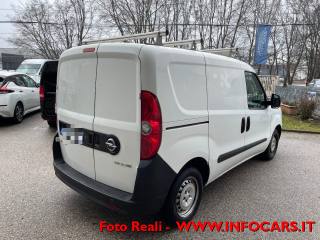 OPEL Combo usata, con Airbag