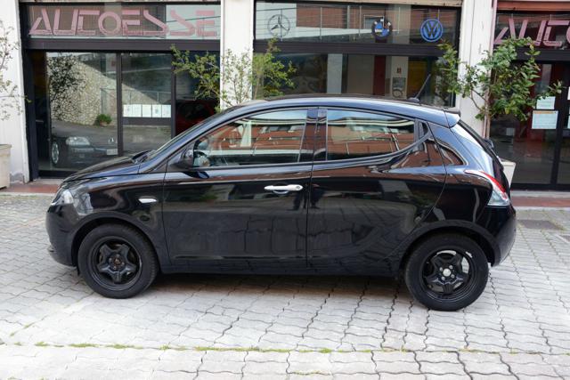 LANCIA Ypsilon usata, con Airbag