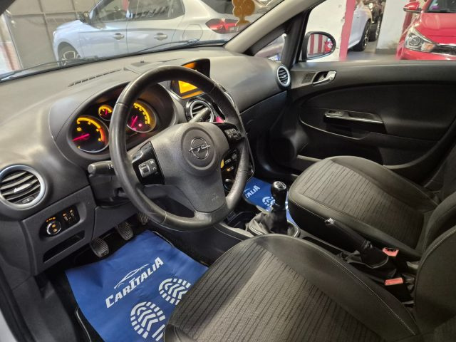 OPEL Corsa usata, con ESP