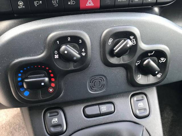 FIAT Panda Cross usata, con Touch screen