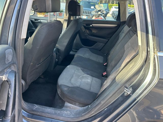 VOLKSWAGEN Passat usata, con Autoradio
