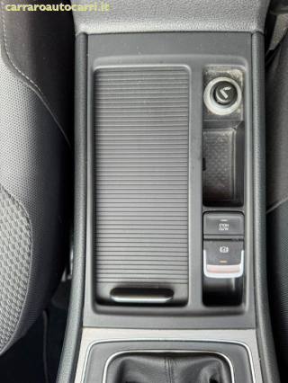 VOLKSWAGEN Golf usata, con Vivavoce