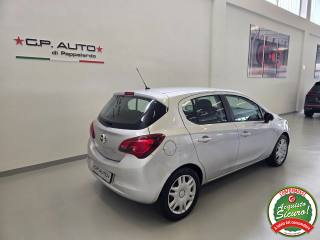 OPEL Corsa usata, con Autoradio