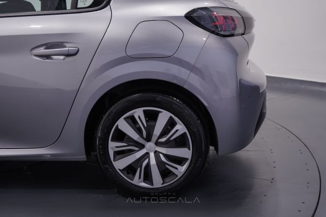 PEUGEOT 208 usata, con Sensore di luce
