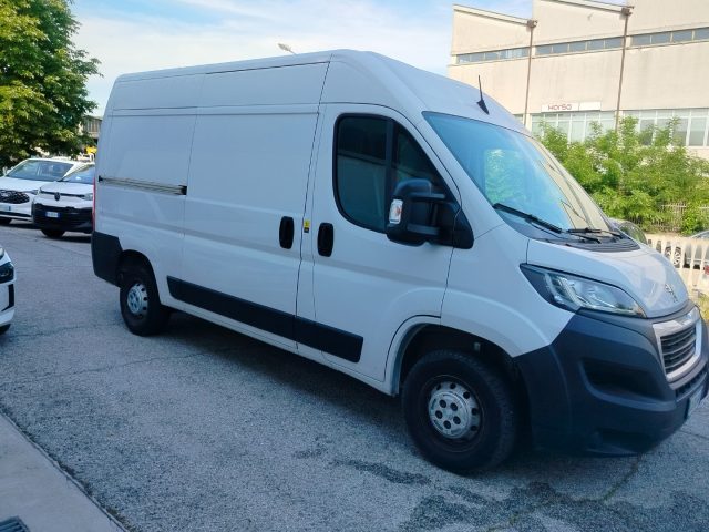 PEUGEOT Boxer usata, con ESP