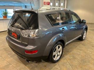 MITSUBISHI Outlander usata, con MP3
