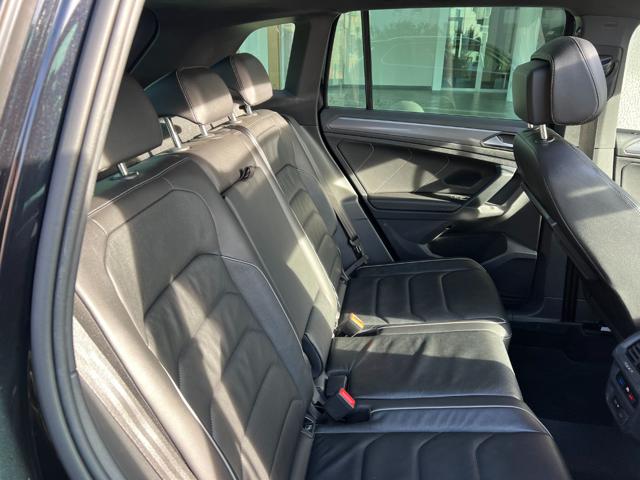 VOLKSWAGEN Tiguan usata, con Tettuccio apribile