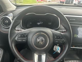 MG ZS usata, con Boardcomputer